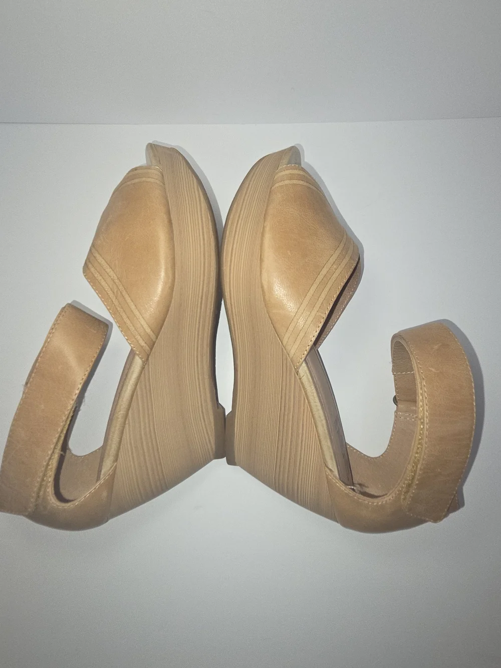 Miz Mooz Tan Leather Women's Wedge Sandal with Ankle Cuff Size 9.5 - Picture 5 of 11